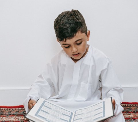 The Importance of Teaching Short Surahs to Children, Here are 10 Readings that are Quick to Memorize