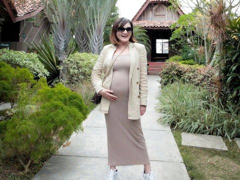 Portrait of Kiki Amalia's Growing Baby Bump, Revealing the Gender of the Future Baby
