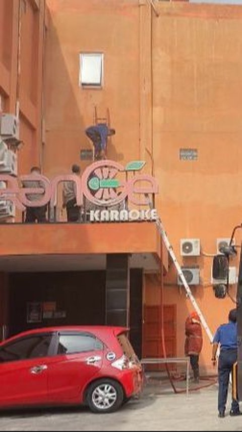 <br>New Orange Karaoke di Tegal Kebakaran, 6 Pemandu Lagu Tewas