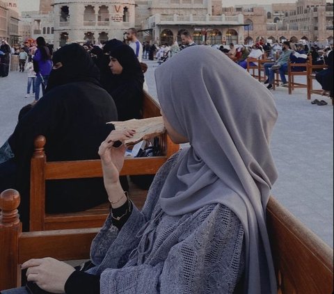 Susul Suami ke Qatar, Potret Adiba Khanza Jalan-jalan Tanpa Ditemani Egy Maulana Jadi Sorotan