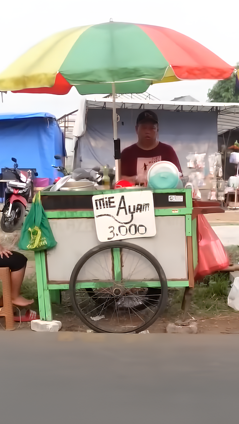 Ada Mi Ayam Viral Seporsi Rp3 Ribu di Bekasi, Begini Cerita di Baliknya