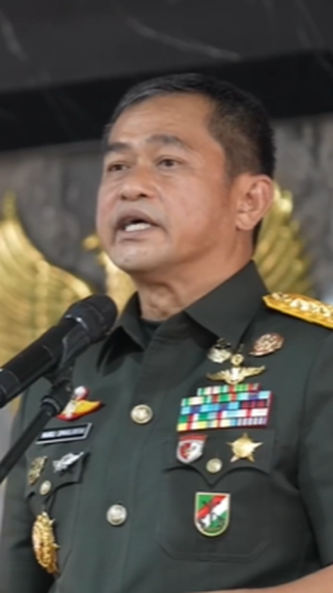 Potret Jenderal Maruli Simanjuntak 'Adu' Otot dengan Putrinya, Posenya jadi Sorotan