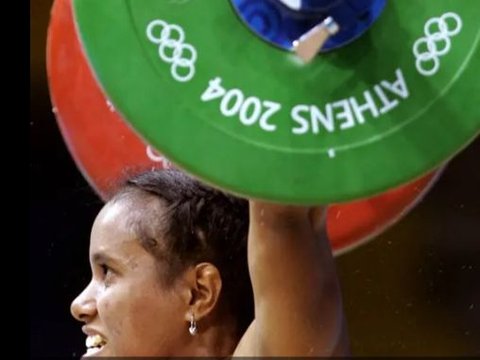 Foto-foto Perjuangan Raema Lisa Rumbewas sebelum Meninggal Dunia, Peraih Tiga Medali Olimpiade Cabor Angkat Besi