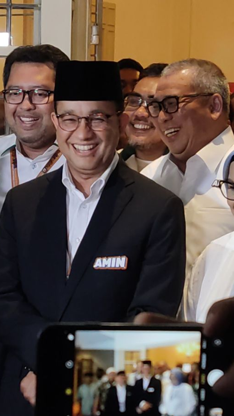 <br><br>Janji Anies untuk Tenaga Kesehatan, Perubahan Status Pendidikan hingga Jenjang Karier