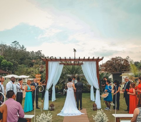 Klien Nunggak Bayar Paket Wedding Tergolong Murah, Bikin Warganet Iba