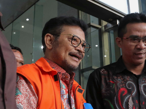 FOTO: Ekspresi Wajah Mantan Mentan Syahrul Yasin Limpo Saat Kembali Menjalani Pemeriksaan di KPK