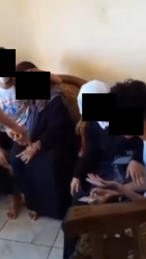 Bukannya Sekolah, Siswa Siswi SMP Digerebek di Kamar Kost 'Sudah Ketangkap Masih Sayang-sayangan'