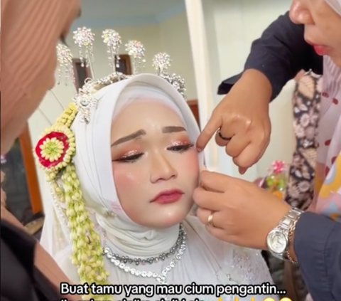 Viral Pengantin Menangis Akibat Ulah Tamu Undangan, Terpaksa Makeup Ulang