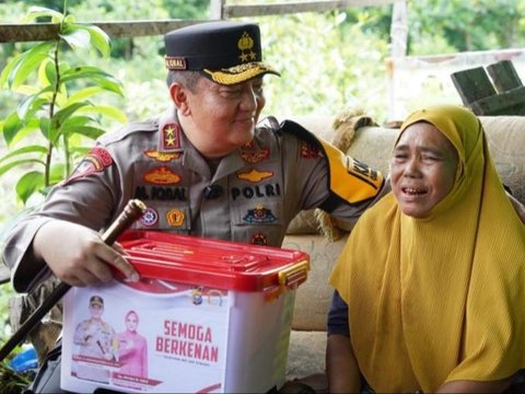 Kisah Nenek Mariah Lagi Sakit Mendadak Dijenguk Jenderal Polisi, Reaksinya Penuh Haru