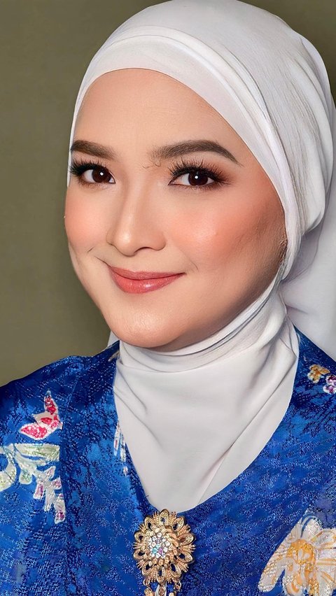 Potret Andhara Early Mantan Gadis Sampul yang Kini Banting Stir Jadi Sopir Jemputan