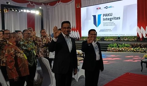 Sementara dari pihak jajaran KPK telah hadir, Ketua Sementara KPK Nawawi Pomalongo, Alexander Marwata, Nurul Ghufron, Johanis Tanak. 