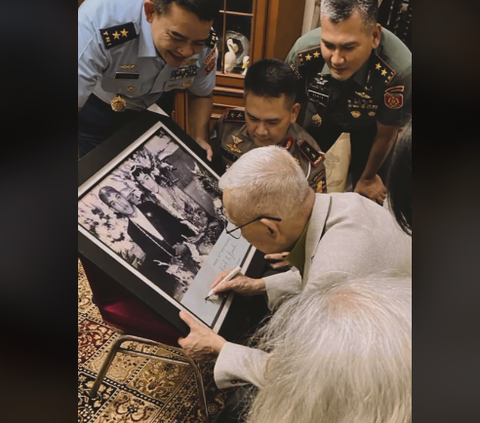 Ternyata Darah Militer Jenderal Try Sutrisno Tak Berhenti di Anak, ini Sosok Cucu-cucunya Jadi Perwira TNI