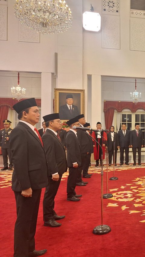 Jokowi Lantik 9 Anggota KPPU Periode 2023-2028, Ini Daftarnya