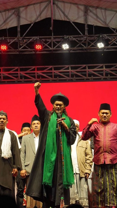 Ribuan Warga Magetan Kumpul Bersholawat Doakan Ganjar-Mahfud Menang Pemilu 2024