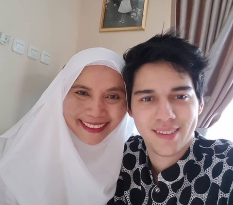 The Story Behind Maxime Bouttier's Decision to Bring His Late Mother to Luna Maya's House After Treatment at the Hospital