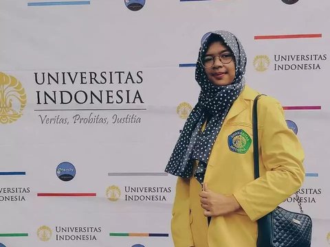 10 Portraits of Yovania, Former Patient of RSJ, Successfully Graduated from UI