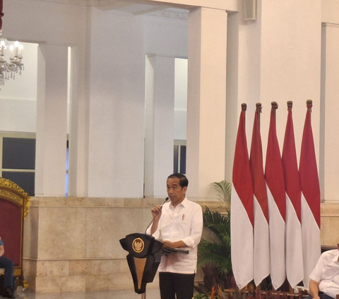 Momen Jokowi Siaran Perdana di RRI IKN Nusantara, Ini Pesan Disampaikan