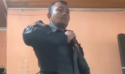 Di Markas Gahar Jadi Polisinya Polisi, Anggota Provos ini di Rumah Jadi Suami Idaman Beres-beres saat Istri Kerja