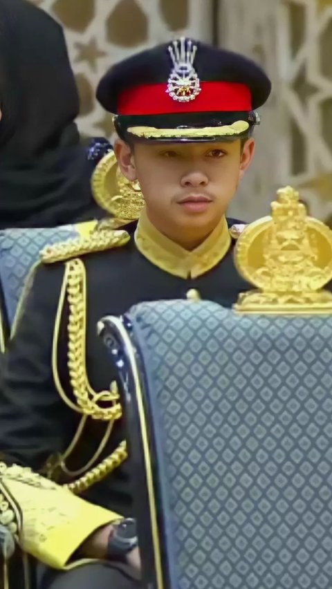 Pangeran Abdul Muntaqim merupakan cucu dari Sultan Hassanal Bolkiah. Sosoknya menjadi pewaris kedua Brunei Darussalam.