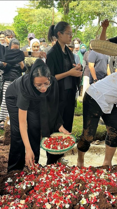 Kepergian sang Kekasih Terasa Tidak Nyata