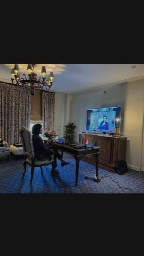 The appearance of Sri Mulyani's home office looks so luxurious.
