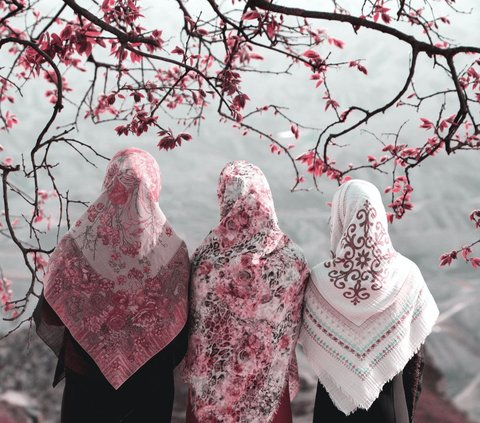 Don't Worry About Not Getting Rewards, Here are Various Acts of Worship in the Month of Rajab for Menstruating Muslim Women