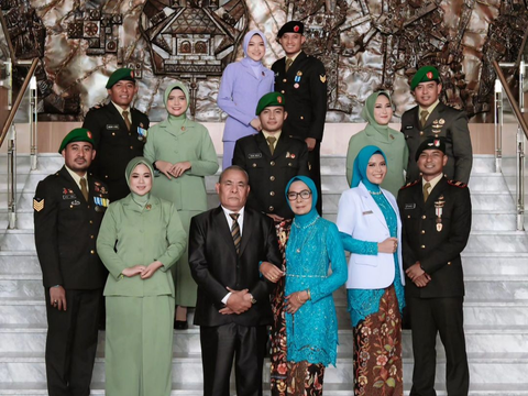 Potret Suami Istri Sukses Punya 5 Putra Semuanya jadi Anggota TNI, 1 Putri jadi Dokter