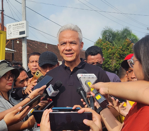 Ganjar Pranowo Suggests State Officials Participate in Elections and Resign from Their Positions: 