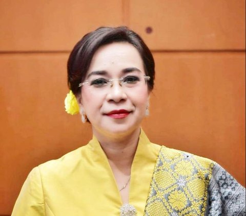 Nadiem Makarim Tunjuk Chatarina Muliana Girsang  Jadi Plt Rektor UNS
