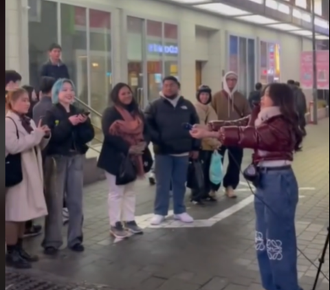 Street Singing in South Korea, Brisia Jodie's Voice Flooded with Praise: 'Her Street Microphone Sounds Cool'