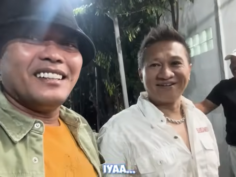 Sahabat Lama Waktu Satu Program di Acara TV, Sule dengan Mang Saswi Berpelukan