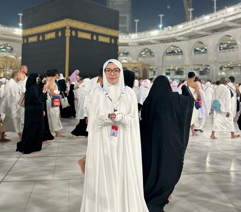 Masya Allah! Appearing Wearing Hijab After Returning from Umrah, Nindy Ayunda Feels Comfortable