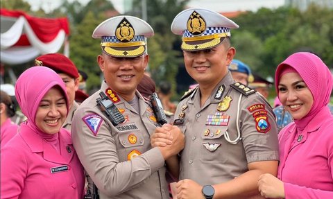 Potret Gagah AKBP Erik Bangun Bareng Keluarga Dibanjiri Pujian 'Semoga di Tahun 2024, Kami Bisa Lebih Baik dan Bersyukur'