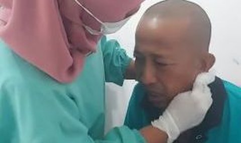 Kisah Pak Totok Lansia Ditelantarkan ke Panti Jompo, Anak Minta Tak Dikabari Bila Ayahnya Meninggal