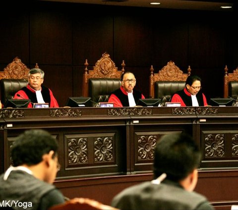 Mantan Hakim MK Arsyad Sanusi Meninggal Dunia