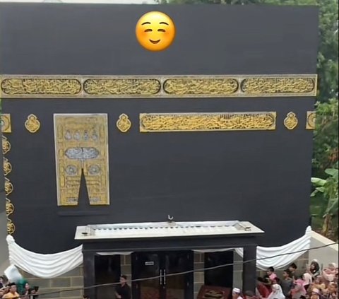 Viral Masjid di Jepara Bentuknya Mirip Ka'bah, Begini Penampakannya yang Curi Perhatian