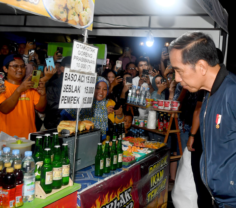 Depan Petani se-Jateng, Jokowi Janji Tambah Subsidi Pupuk Rp14 Triliun di 2024