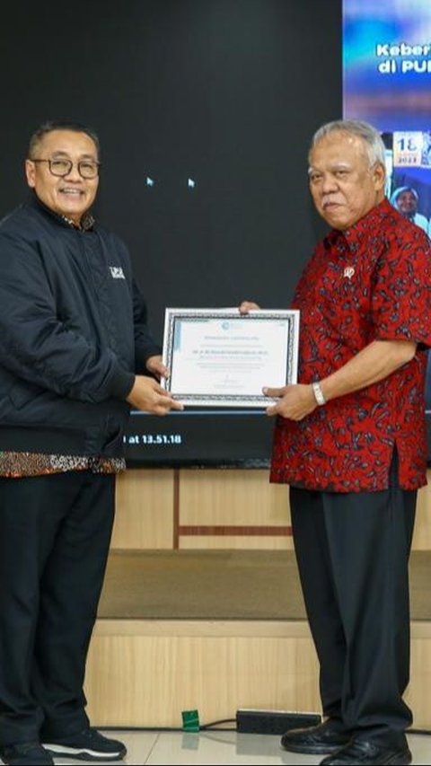 Jelang Pergantian Tahun, Menteri Basuki Mendapatkan Gelar Honorary Coach ESQ
