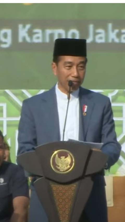 Jokowi Pamer Gelontorkan Bansos Rp443 T: Kalau Ibu-ibu Muslimat NU Sudah Sejahtera