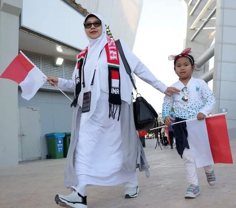 FOTO: Momen Suporter Diaspora Indonesia Penuhi Stadion Saat Pasukan Garuda Habisi Vietnam di Piala Asia 2023