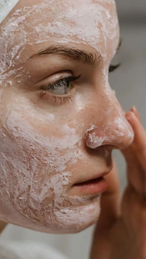 Bukan Pakai Retinol, Coba Pakai Cara Ini Biar Wajah Lebih Sehat