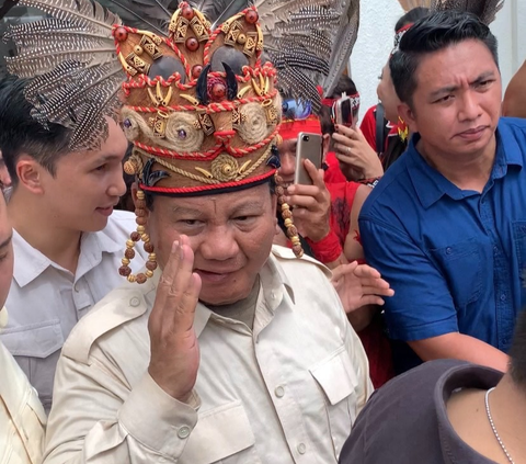 Prabowo Dukung Suku Dayak Dipermudah Masuk TNI-Polri