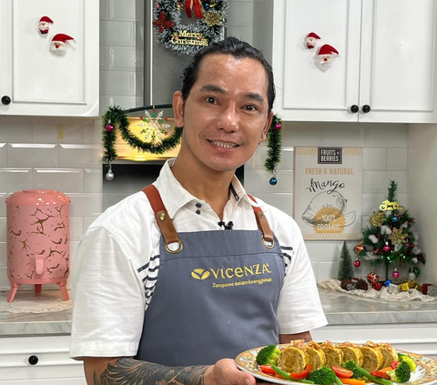 Masih Ingat dengan Chef Eddy Siswanto yang Dikeluarkan dari Masterchef? Ini Penampakan Rumahnya yang Viral Usai Plafon Jebol