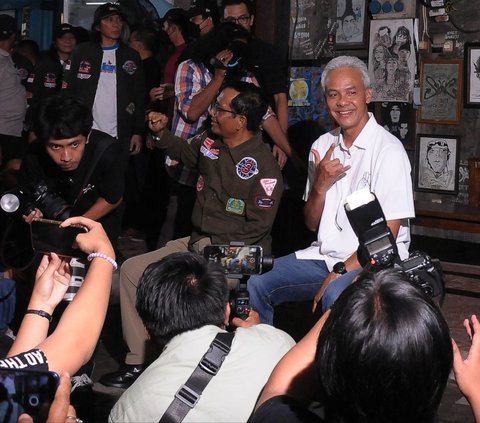 FOTO: Momen Slank Resmi Dukung Ganjar-Mahfud di Pilpres 2024, Abdee Blak-blakan Mundur sebagai Komisaris Telkom