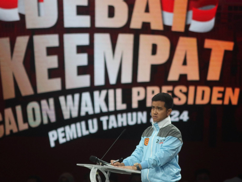 FOTO: Momen Pertanyaan Istilah Bikin Debat Keempat Jadi Sengit, Aura Panas Menyelimuti Wajah Ketiga Cawapres 2024