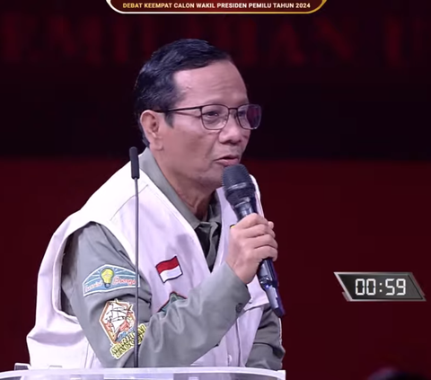 Gimik Gibran Cari-Cari Jawaban Mahfud di Debat Cawapres, PDIP Ungkit Putusan MK dan Kedewasaan Pemimpin