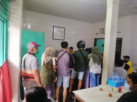 Nasi Pecel Legendaris di Tulungagung Ini Porsinya Kecil Banget, Makan Dua Porsi Belum Kenyang