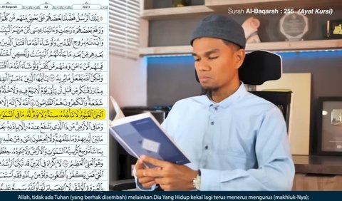 Video berjudul 'AYAT KURSI 100X - Muzzamil Hasballah' diunggah melalui YouTube Muzzamil Hasballah.