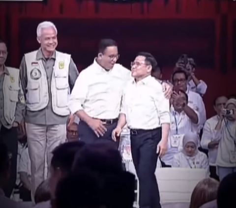 Cak Imin and Anies Baswedan's Moment of Tight Hug After Vice Presidential Debate, Netizens: The Stage Feels Like Their Own