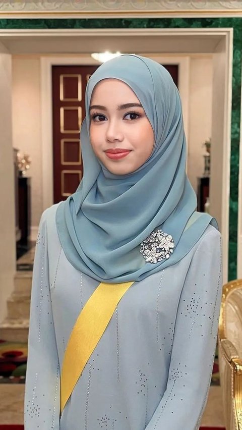 Portrait of Ameerah Wardatul Bolkiah, the Youngest Daughter of Sultan Brunei Known for Her Beauty